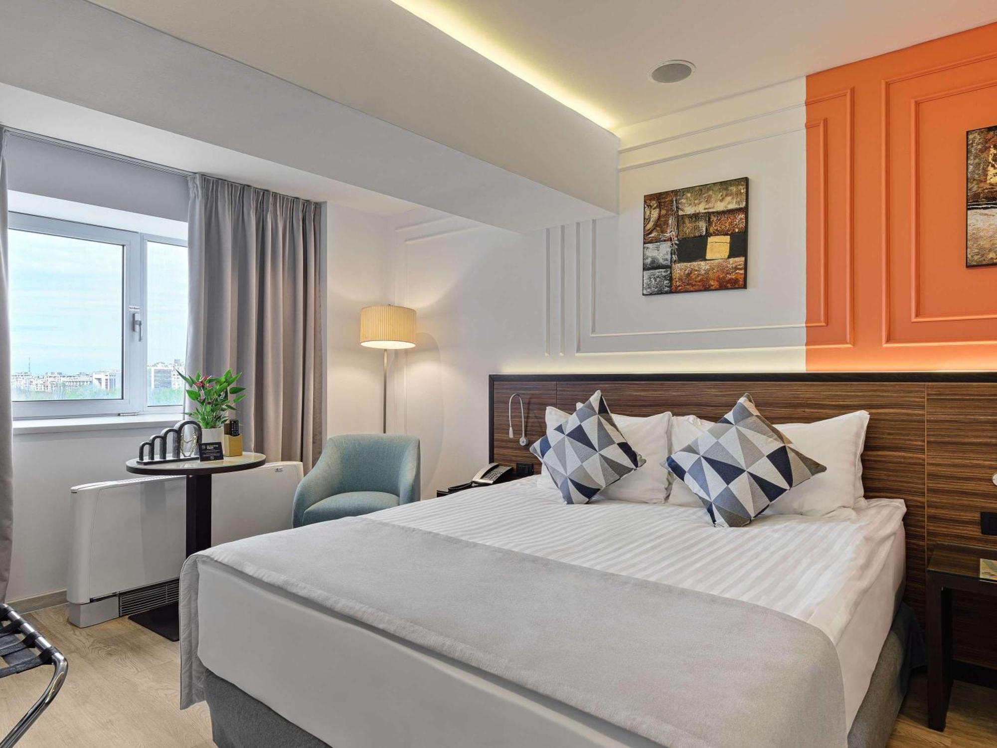 Unirii Square - Handwritten Collection Hotel 4*