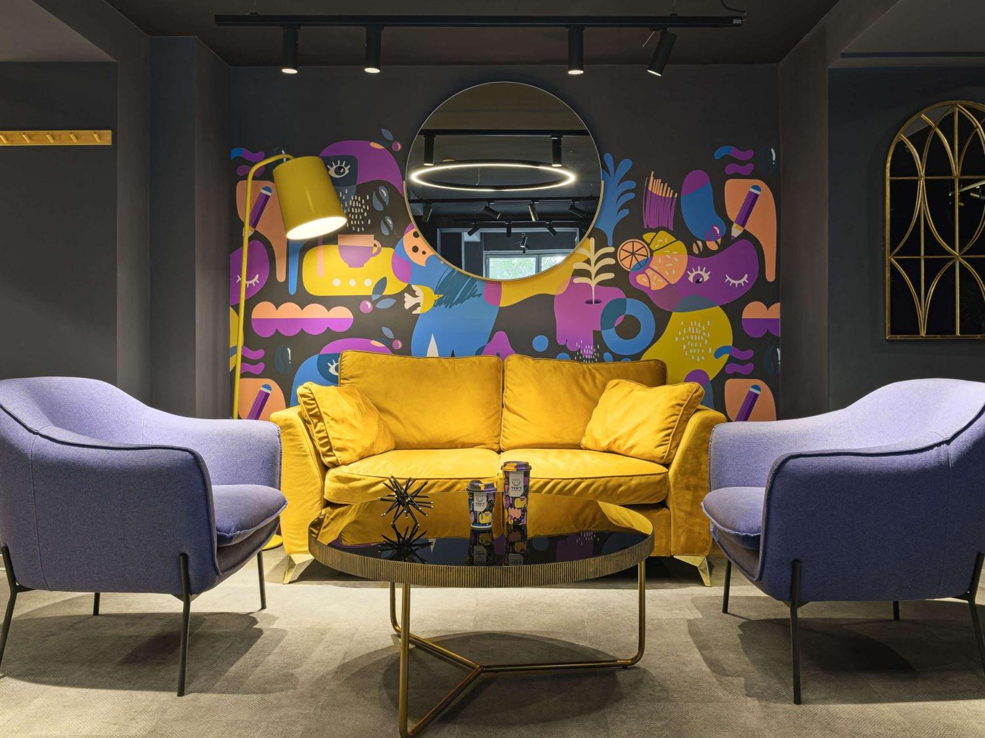 Unirii Square - Handwritten Collection 4* Bucharest